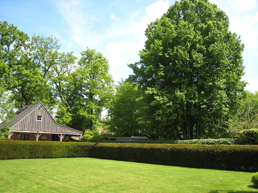 Hotel Under Oaks Westmalle Exterior foto